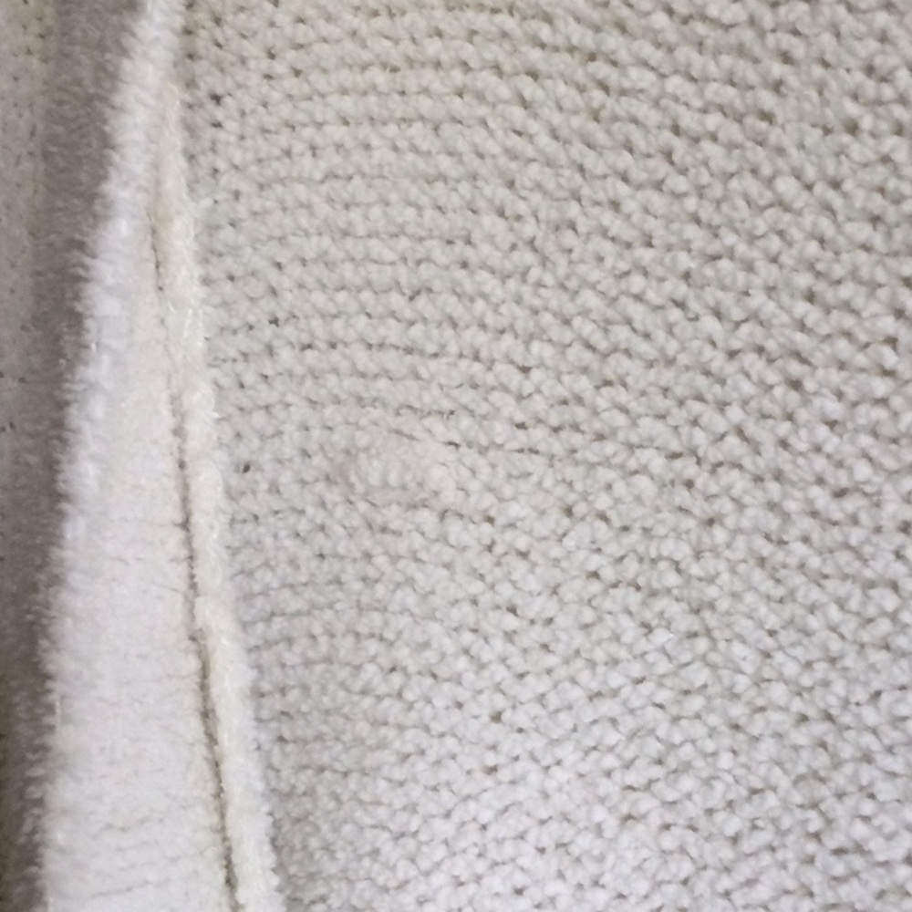Sonoma Oversized Soft V-Neck Sweater, off-white, labeled size XL - Picture 4 of 8